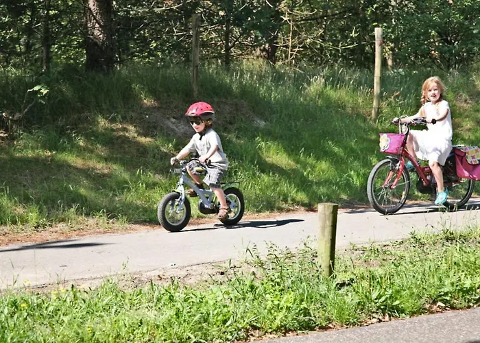 Hotelhuisje #d Дом отдыха *