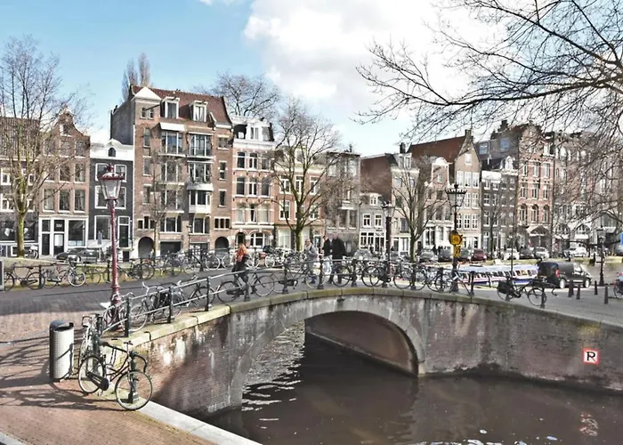 Hotelhuisje #d Дом отдыха *