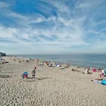 Hotelhuisje #d Casa de Férias Warmenhuizen